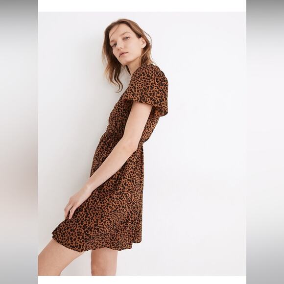 NWT Madewell Flutter-Sleeve Wrap Mini Dress in Painted Leopard Medium - Picture 7 of 15